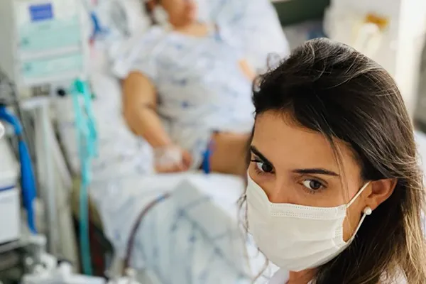 cuidados pós-operatórios da cirurgia cardiovascular pediátrica